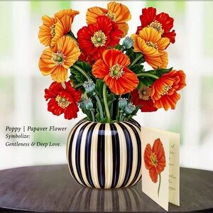 Poppy | Papaver Floral in Vase 3D Pop up Greeting Card & Home Decor